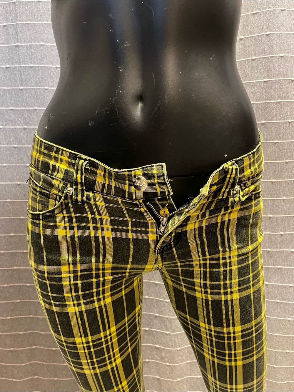 Tripp NYC Yellow Plaid Rocker Skinny Jeans - Picture 2 of 6